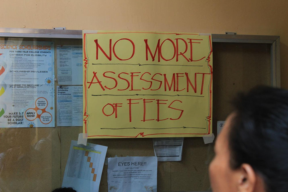 The assessment of fees was removed in the enrollment process to at least make the registration faster. Photo by Mark Pineda